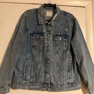 Old Navy distressed denim jacket | blue in size XXL